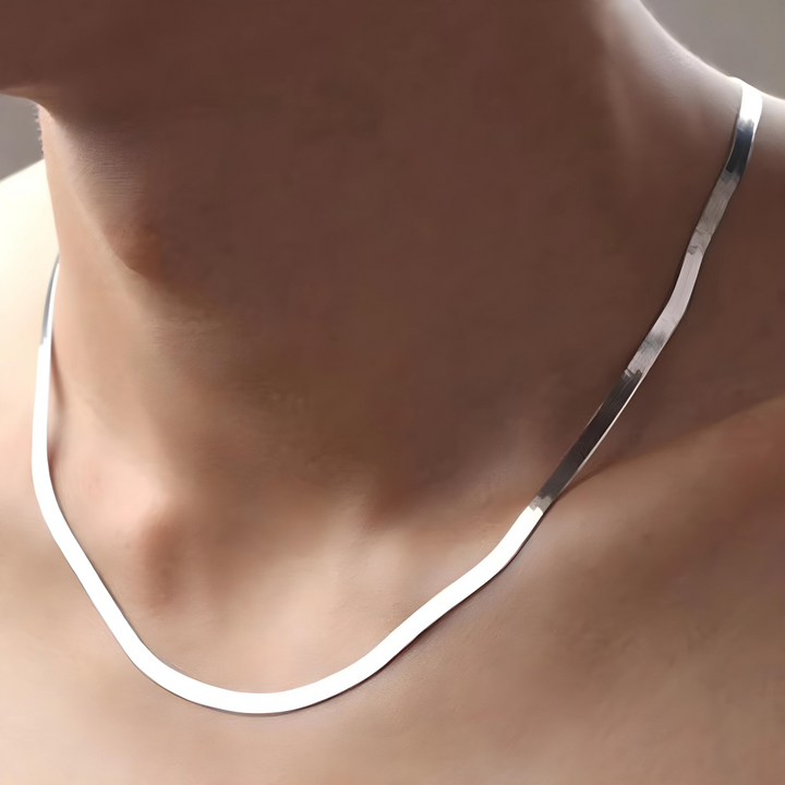 Collar Minimalista