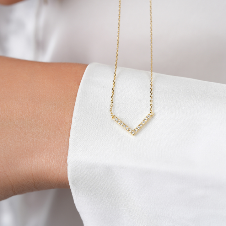 Collar V Diamond Shine
