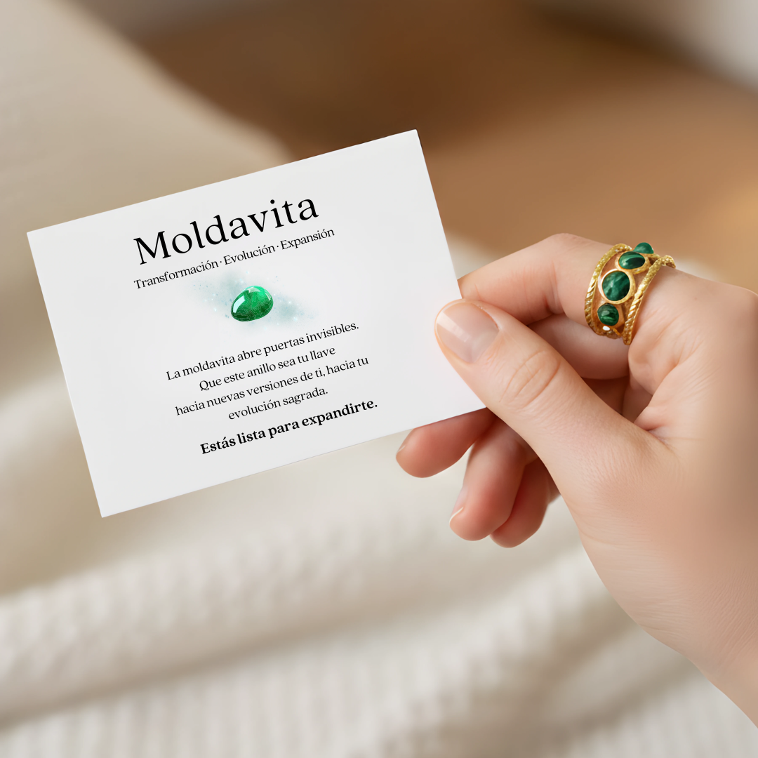 Anillo Amuleto- Moldavita