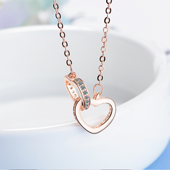 Collar Corazones Unidos - Amor y Compromiso