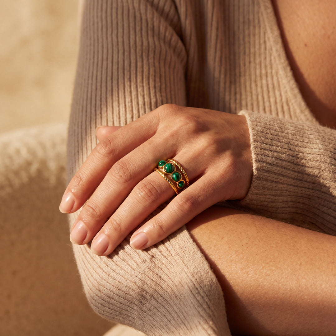 Anillo Amuleto- Moldavita
